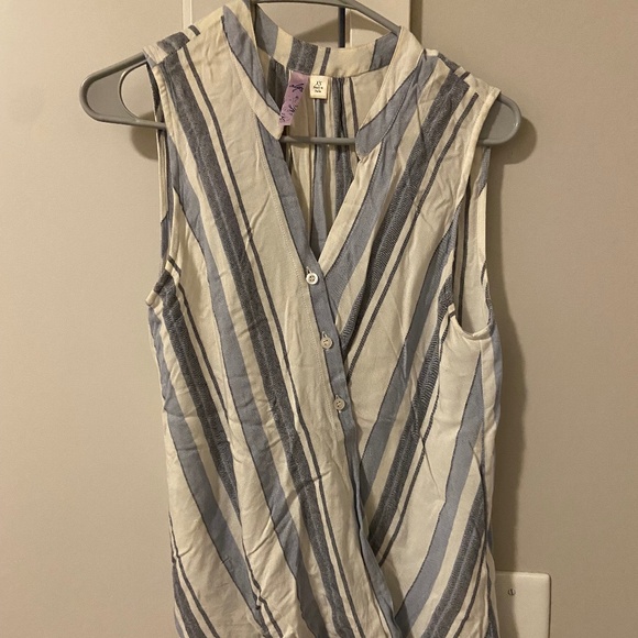 Francesca's Alya | Striped Sleeveless Top - Picture 1 of 4
